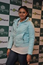 Huma Qureshi unveils Woodlands latest collection in Mumbai on 5th Dec 2012 (7).JPG
